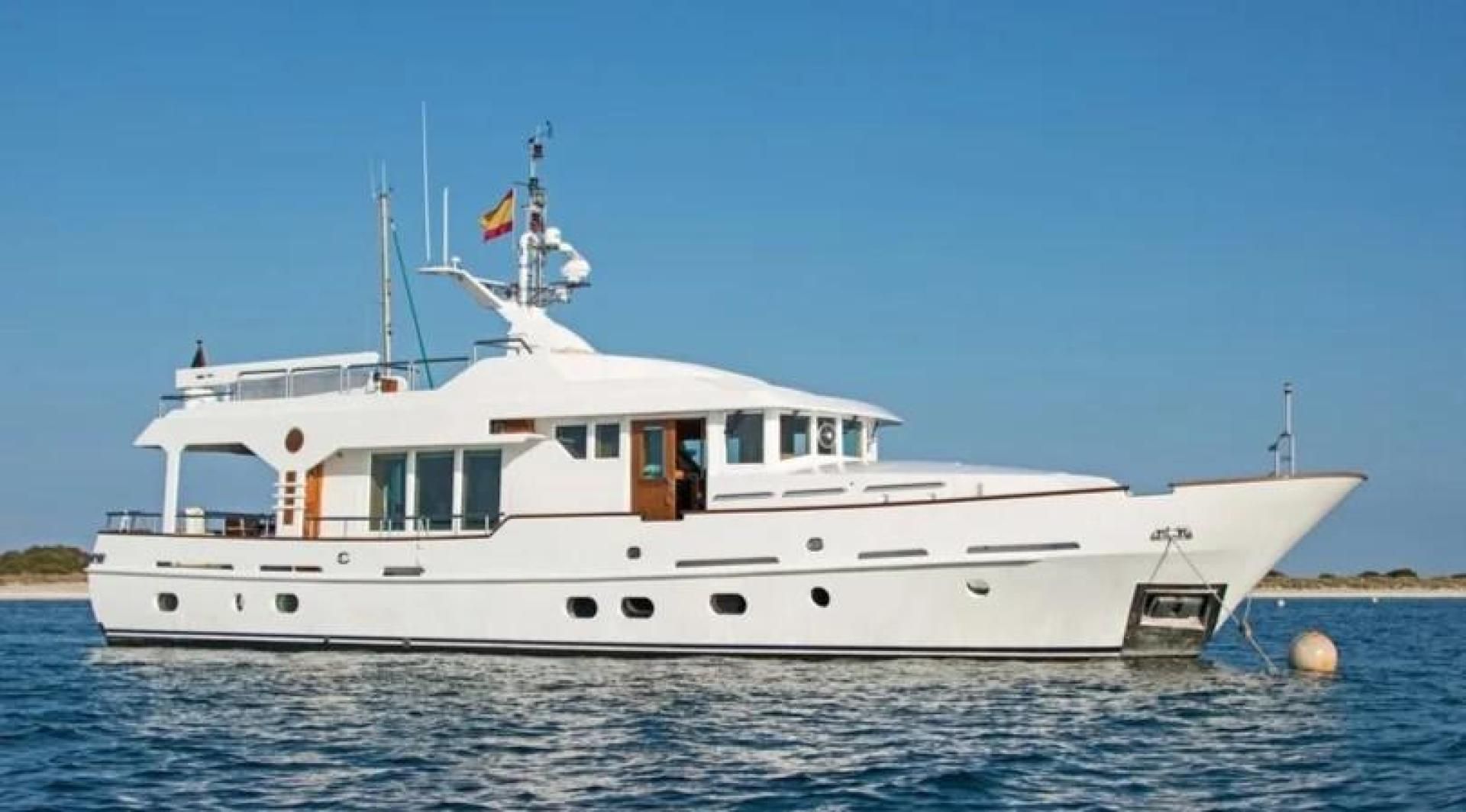CAPELLA yacht for sale (Custom, 20.8m, 2001)